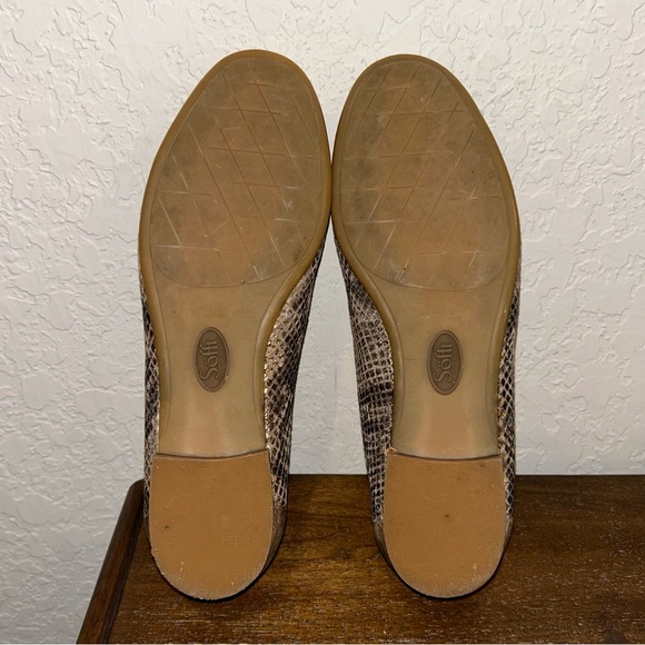 Sofft Maretto Metallic Snakeskin Print Slip On Leather Ballet Flat Shoes - Picture 8 of 9